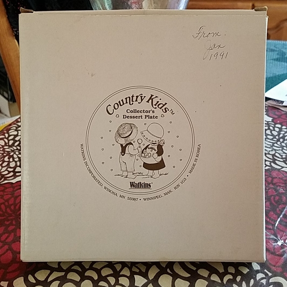 Country Kids Collectors plate - Picture 3 of 3